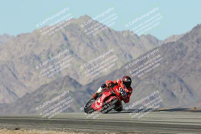 media/Dec-01-2025-Moto Forza (Mon) [[2daa91e15f]]/1-Advanced Group/Session 4 Turn 9/